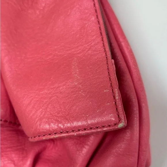 BCBG Maxazria Pink Leather Chain Shoulder Bag - Picture 4 of 10